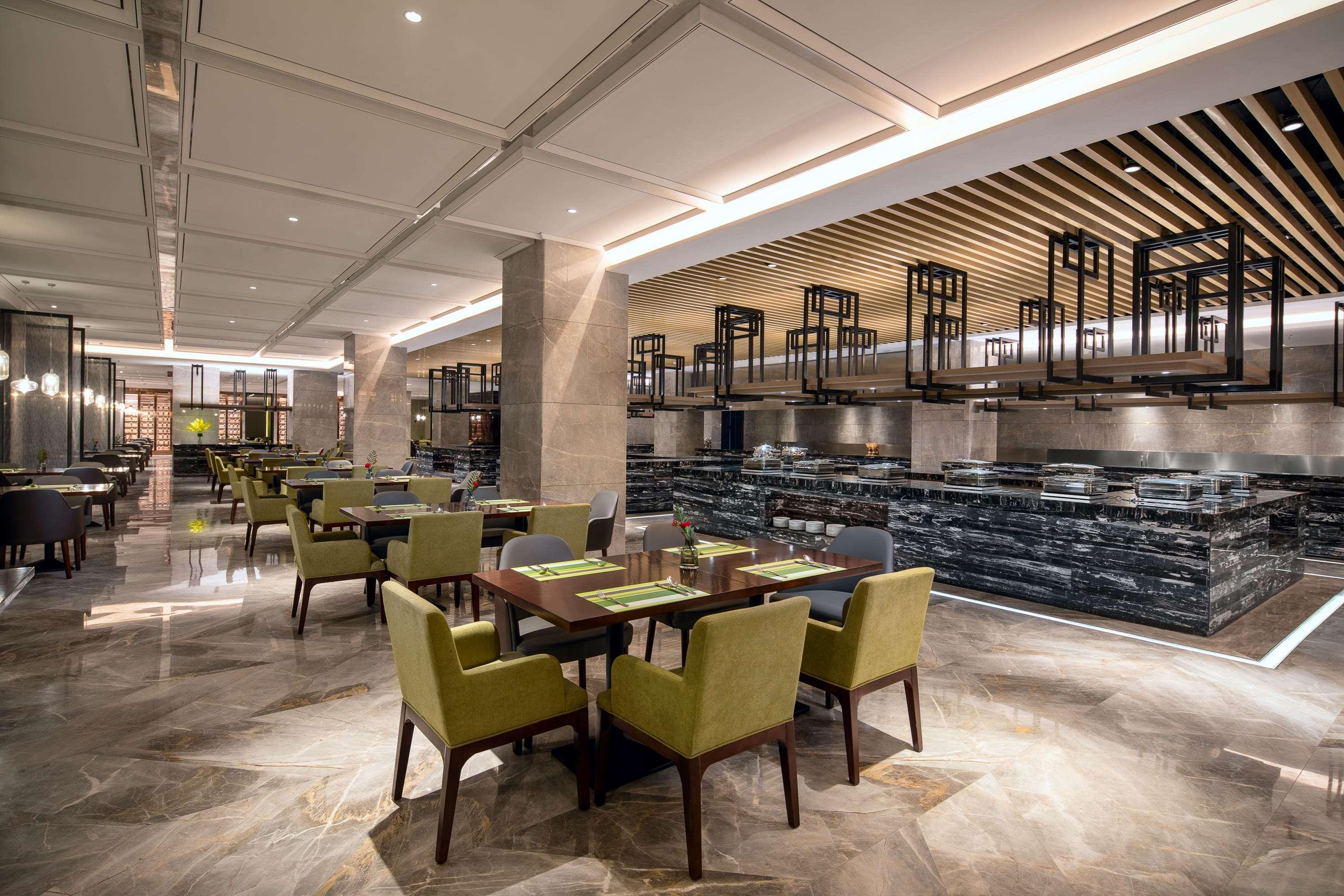 Готель Ramada Wyndham Zhengzhou Xinzheng Xinzheng  Екстер'єр фото