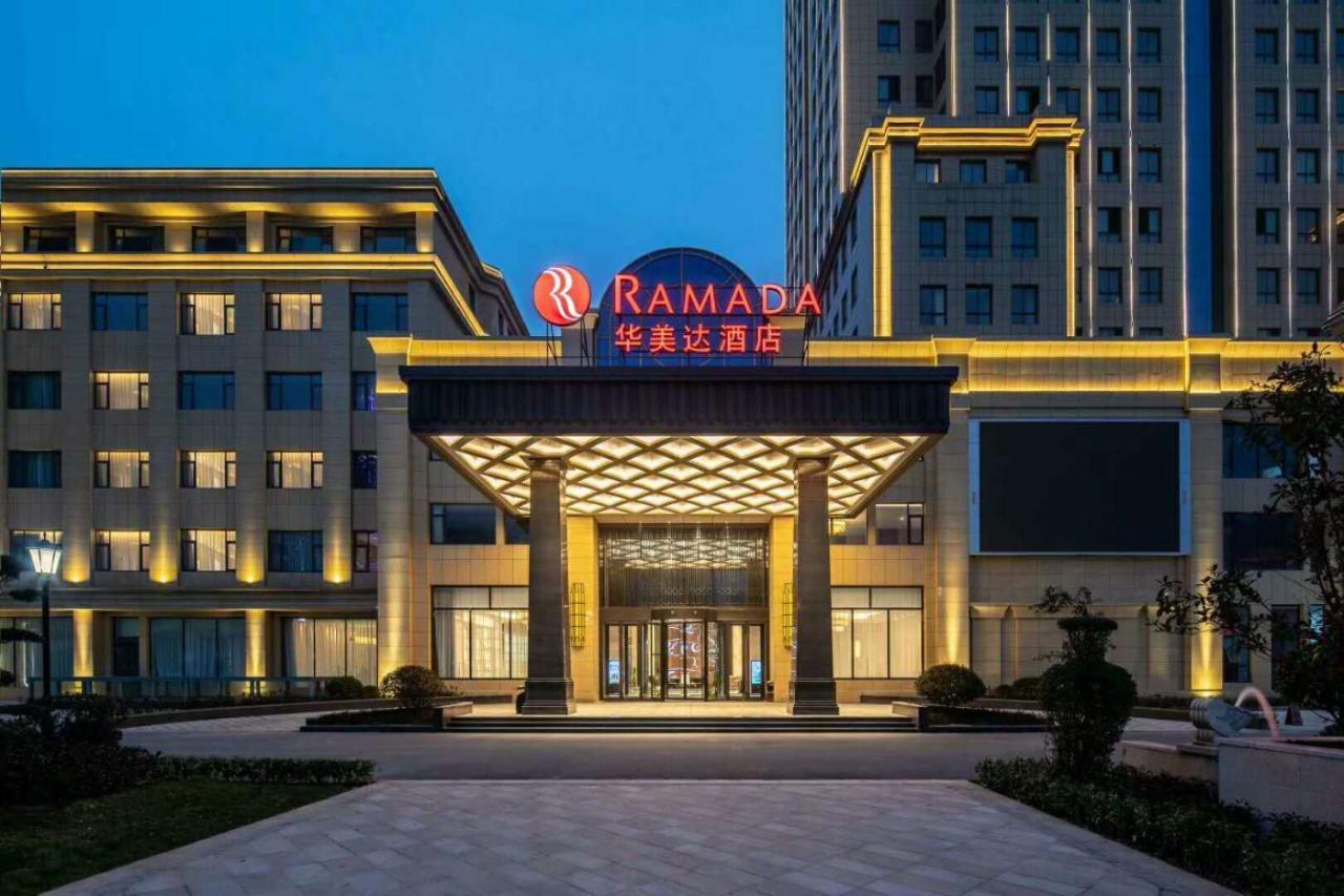 Готель Ramada Wyndham Zhengzhou Xinzheng Xinzheng  Екстер'єр фото