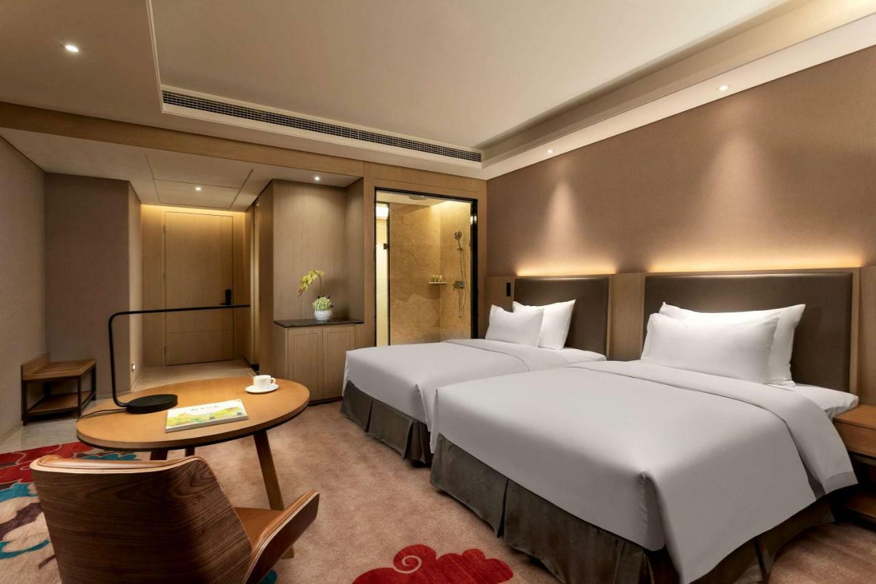 Готель Ramada Wyndham Zhengzhou Xinzheng Xinzheng  Екстер'єр фото